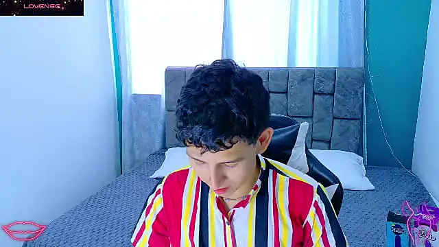 FelipeGonzalezz online show from 01/10/26, 07:15