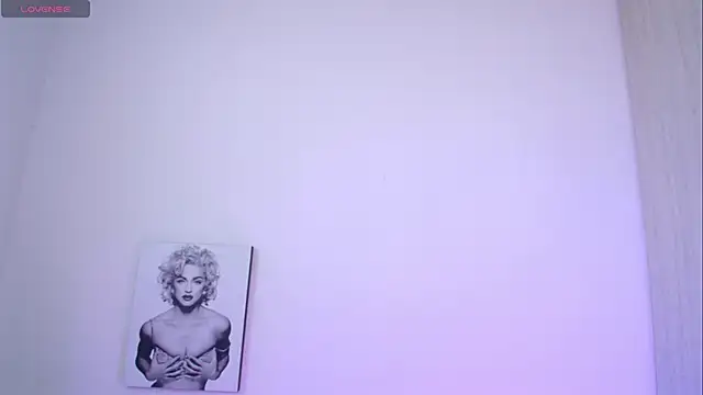 Millie bobby online show from 05/27/26, 09:01