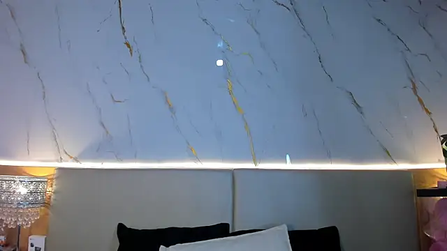 april grey11 online show from 04/15/26, 12:34