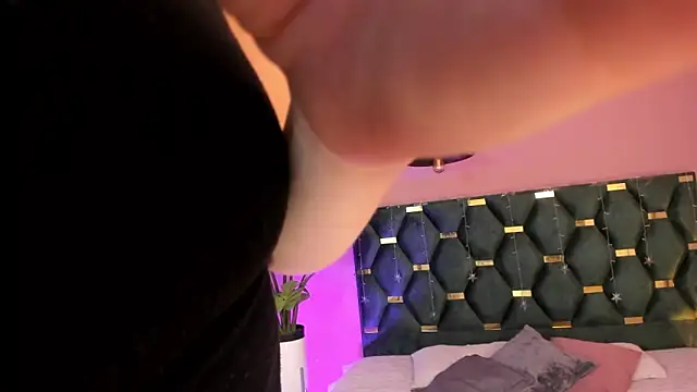 Velvet Dreamss online show from 04/28/26, 11:59