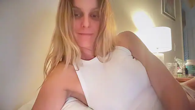 prettylittlekittycat online show from 06/18/26, 07:19