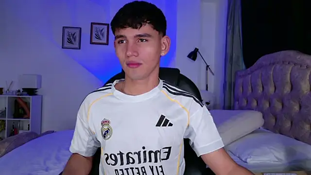 estebanperez 26 online show from 04/08/26, 10:59