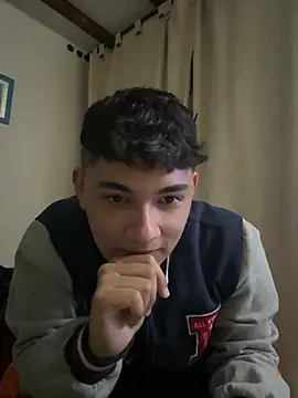 Santiagooo1233 online show from 07/03/26, 02:29