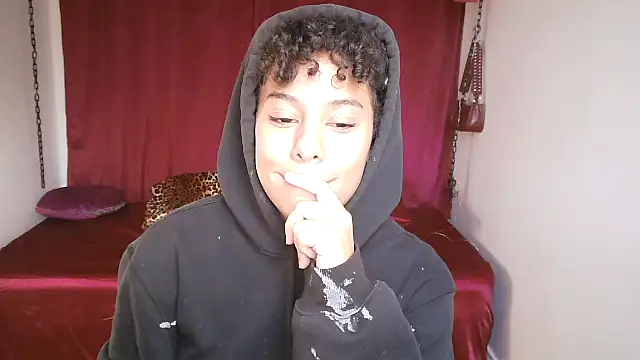 PrettyLittleProblem online show from 11/14/25, 01:32