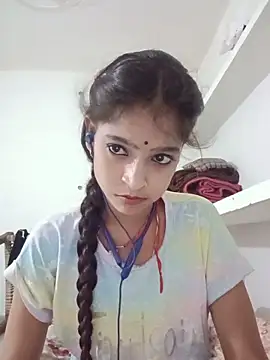 Mohnicute online show from 05/31/26, 06:31
