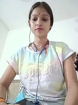 Mohnicute online show from 06/17/26, 06:31