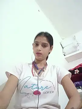 Snapshot of Mohnicute chatting on 07/29/26, 07:12 Mohnicute online show from 07/29/26, 07:12