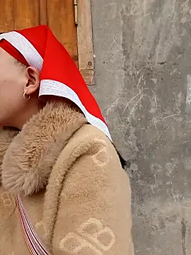 girl-hot2x online show from 02/18/26, 01:23