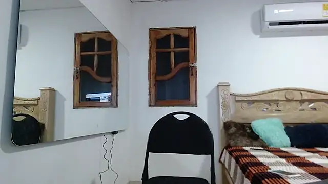 mathews    online show from 11/27/25, 02:24