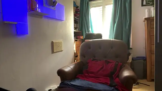 LeatherSdaddy online show from 04/12/26, 01:38