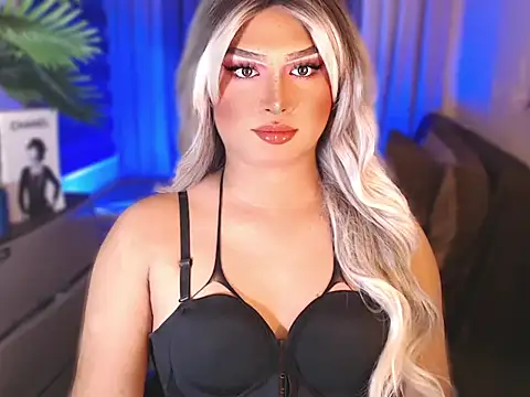 Snapshot of UrGoddess_Sofia chatting on 02/03/26, 05:51 UrGoddess Sofia online show from 02/03/26, 05:51