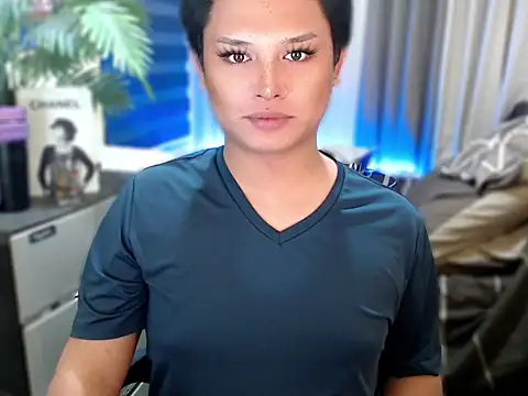 Snapshot of UrGoddess_Sofia chatting on 02/13/26, 03:41 UrGoddess Sofia online show from 02/13/26, 03:41