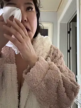 oo-shanshan online show from 12/03/25, 10:30