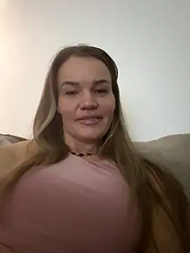 Cutebrowneyes  online show from 01/14/26, 10:03