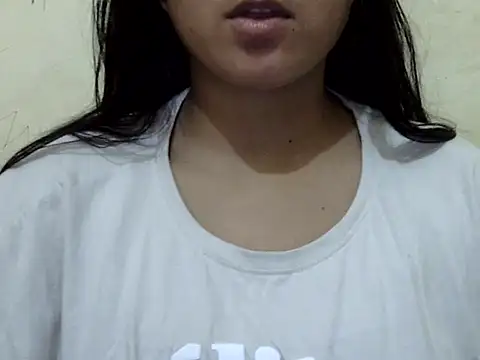 Anika Singh online show from 03/19/26, 04:44