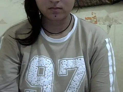 Anika Singh online show from 05/25/26, 09:37