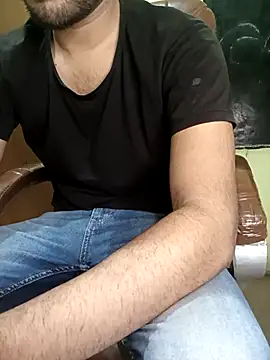 Snapshot of hotyyyyjonny chatting on 03/31/26, 06:25 hotyyyyjonny online show from 03/31/26, 06:25