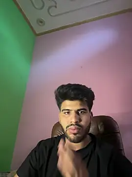 Snapshot of hotyyyyjonny chatting on 07/17/26, 01:56 hotyyyyjonny online show from 07/17/26, 01:56