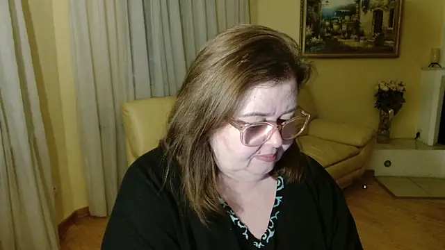 Natali-Gucci online show from 12/13/25, 07:53