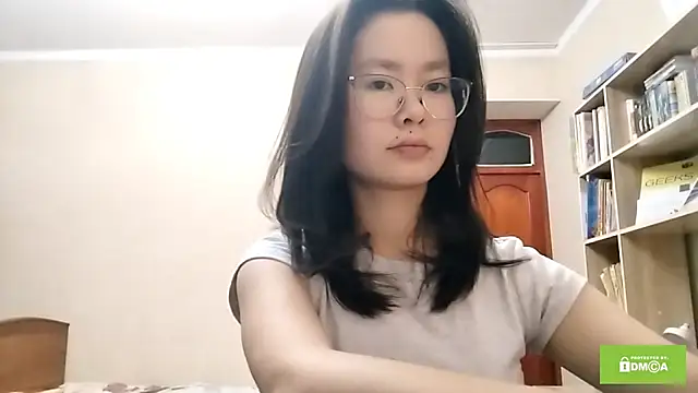 HuldaKye online show from 12/19/25, 12:01