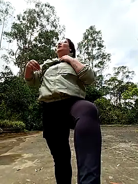 SaloGray8 online show from 02/09/26, 03:38