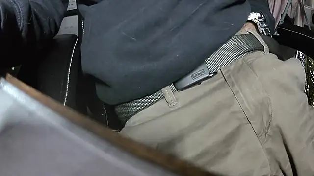 Chrisatmiami online show from 11/17/25, 09:09