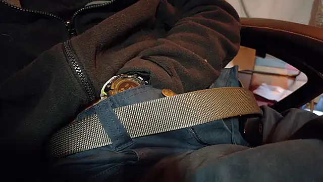 Chrisatmiami online show from 12/02/25, 02:23