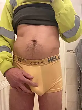 Snapshot of funguy19782 chatting on 12/04/25, 06:16 funguy19782 online show from 12/04/25, 06:16