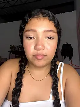 PetiteKattia online show from 01/16/26, 04:38