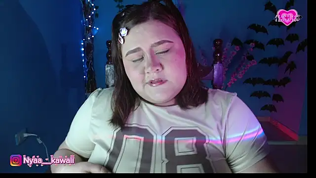 Snapshot of Nyaa_kawaii chatting on 11/28/25, 02:47 Nyaa kawaii online show from 11/28/25, 02:47