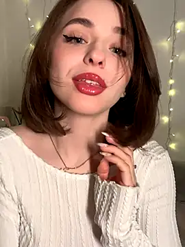 yoyogirlx online show from 12/21/25, 01:29