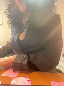 Deessenympho online show from 02/02/26, 10:14