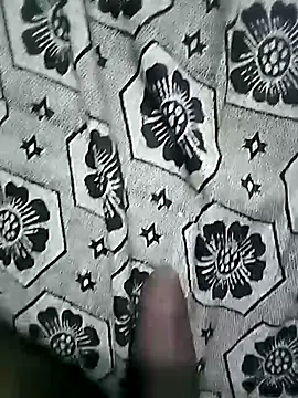 Snapshot of summa_renu chatting on 12/05/25, 04:25 summa renu online show from 12/05/25, 04:25