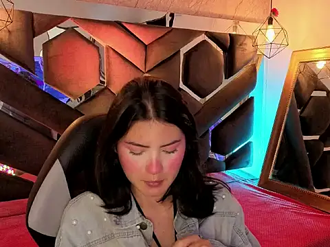 Brandy collinss online show from 04/05/26, 04:59