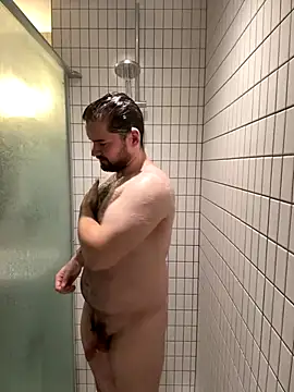 Snapshot of alexrofa chatting on 11/12/25, 09:21 alexrofa online show from 11/12/25, 09:21