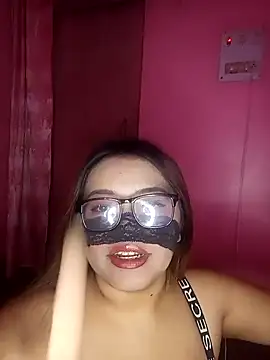 Bunnybush37 online show from 02/09/26, 03:16