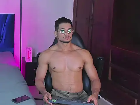 Nolan joness online show from 03/30/26, 09:05