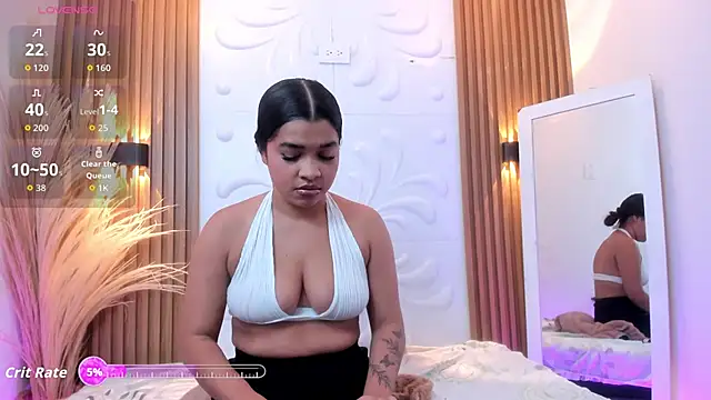 Snapshot of Charlotte_Bms chatting on 11/17/25, 12:33 Charlotte Bms online show from 11/17/25, 12:33