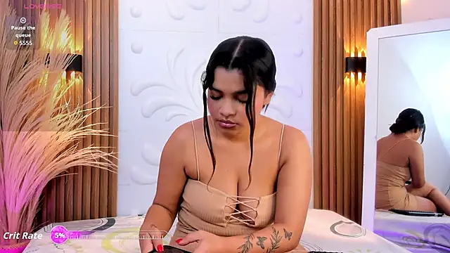 Snapshot of Charlotte_Bms chatting on 11/18/25, 11:58 Charlotte Bms online show from 11/18/25, 11:58