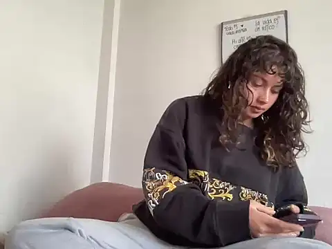 Dreana online show from 12/15/25, 07:18