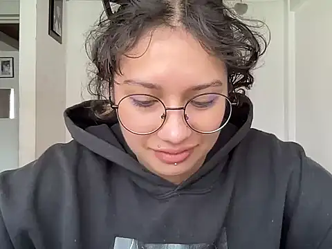 Dreana online show from 02/23/26, 04:15