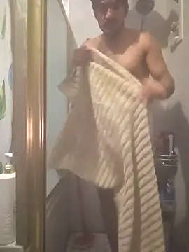 Snapshot of piggylatino chatting on 11/22/25, 02:32 piggylatino online show from 11/22/25, 02:32