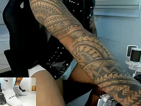 master leather online show from 01/31/26, 07:23