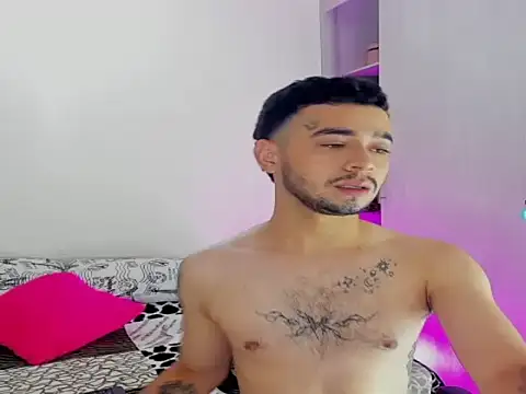 Snapshot of JohnE_Medina chatting on 11/24/25, 11:37 JohnE Medina online show from 11/24/25, 11:37