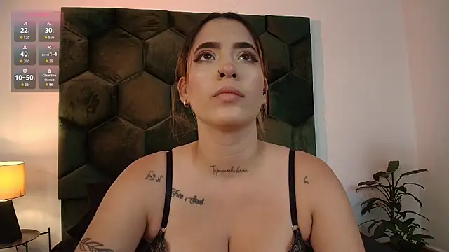 Snapshot of StephanieMadison chatting on 12/15/25, 09:41 StephanieMadison online show from 12/15/25, 09:41