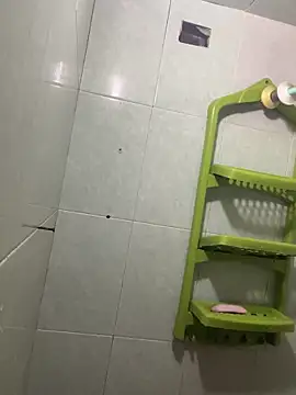 Snapshot of XIIMENA7 chatting on 11/17/25, 05:41 XIIMENA7 online show from 11/17/25, 05:41