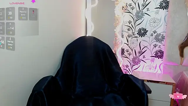 Joselyn tay online show from 01/10/26, 11:45