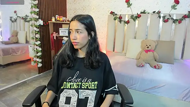 Joselyn tay online show from 03/11/26, 08:37