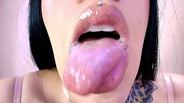 catte jensen online show from 04/18/26, 04:05