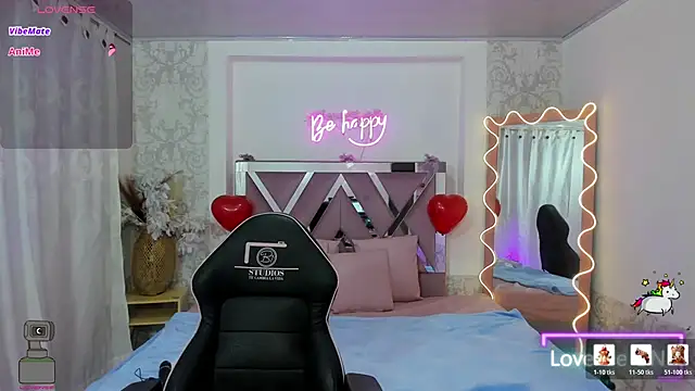 ISABELA TAY online show from 02/19/26, 11:50